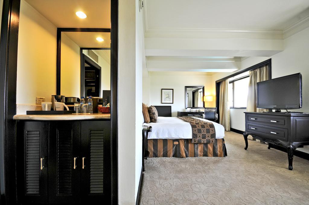 Hotel Intercontinental Manila Makati City Zimmer foto